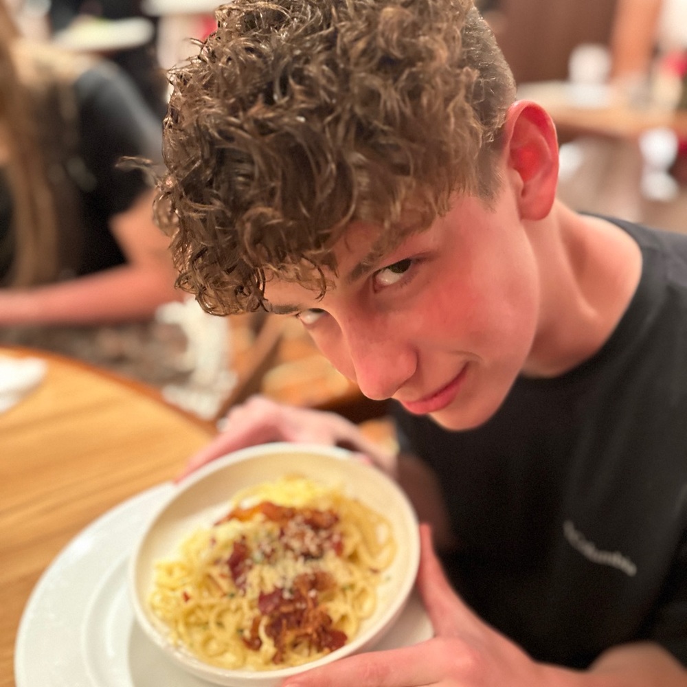 Meet your Posher, Peyton